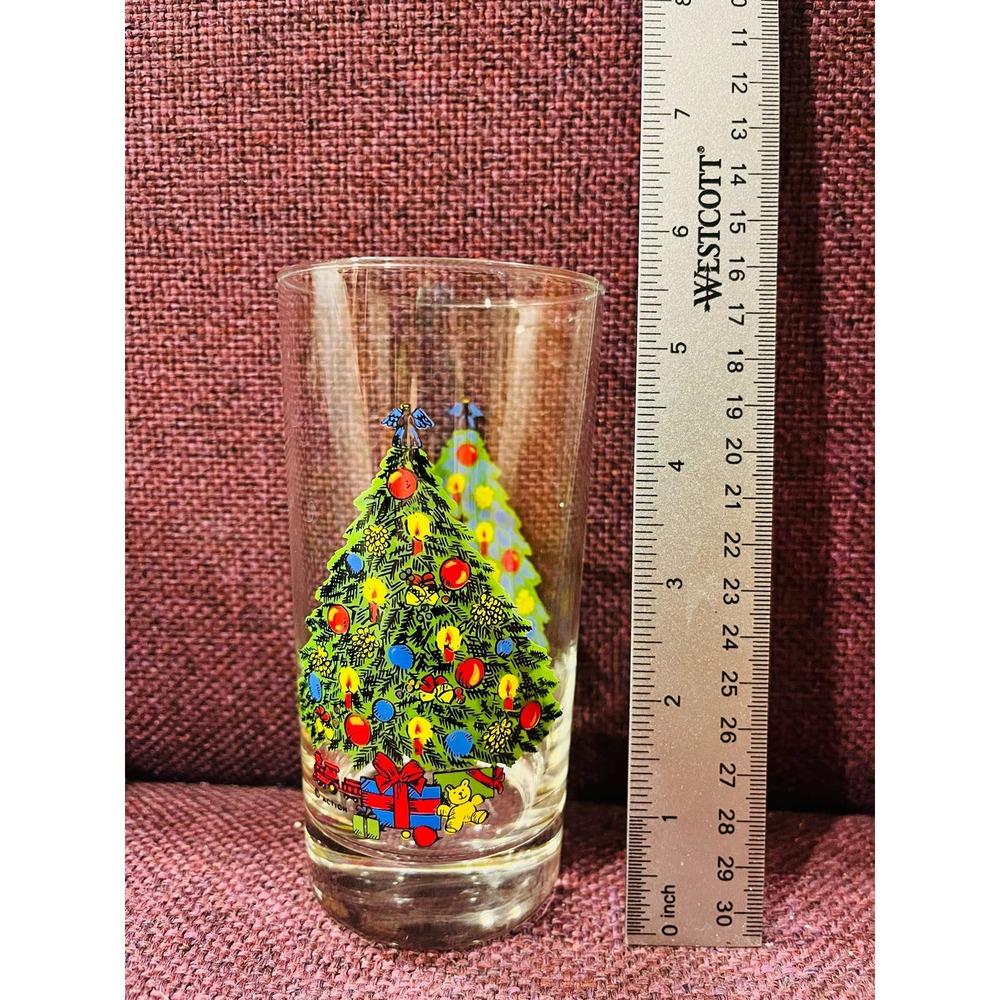 Vintage Action Holiday Drinking Glasses "Christmas Treasures"